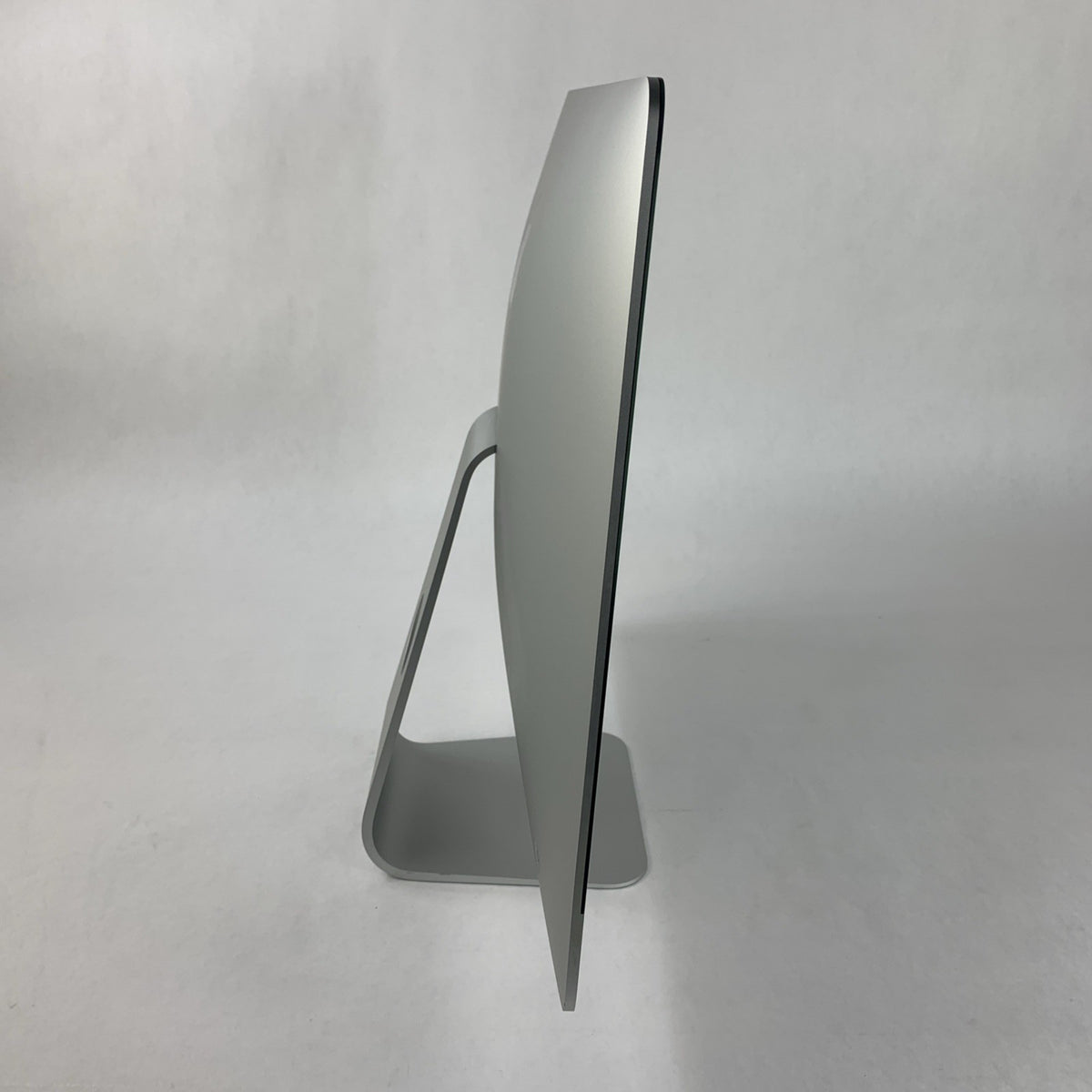 Apple iMac A2116 2019 Retina 4K 21.5" 3GHz i5 8GB RAM 250GB SSD - USB Port Bad 9