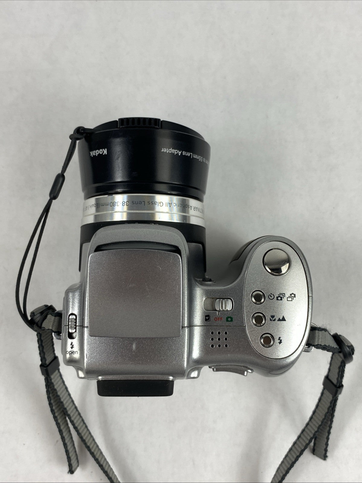 Kodak EasyShare Z740 10x Zoom Digital Picture And Video Camera2