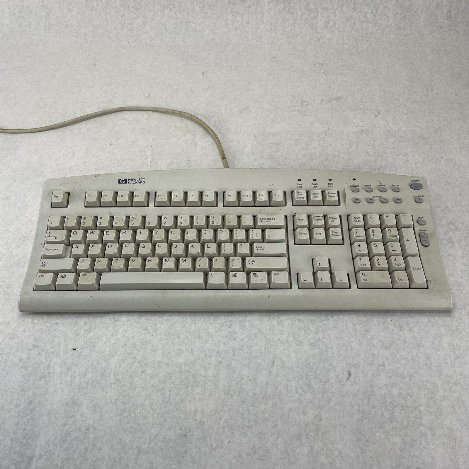 Hewlett Packard SK-2501K / SK2501K PS/2-Wired Keyboard1