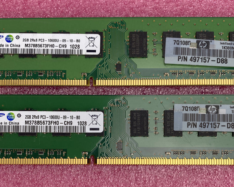 Lot of ( 2 ) 2GB Samsung M378B5673FH0-CH9 PC3-10600U DDR3-1333MHz 2Rx8 Non-ECC
