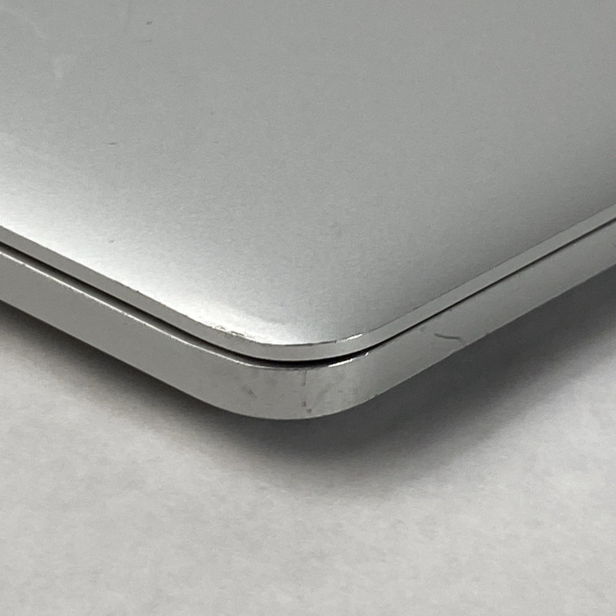 Apple MacBook Pro A1502 2015 Retina 13" i5 8GB RAM 250GB SSD - Service Battery18
