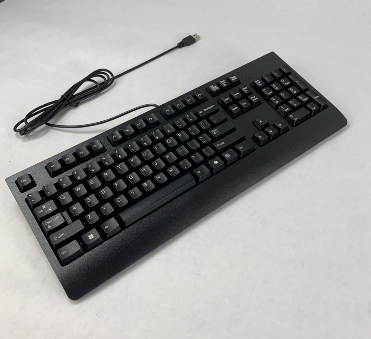 Lenovo 1PSD51P47999 Wired USB AI Desktop Keyboard Black   Untested   Lot of 61