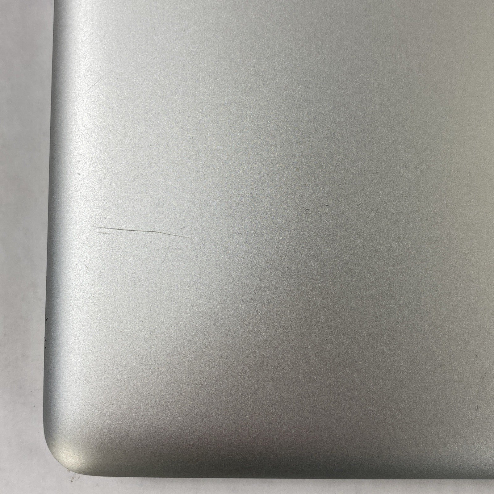 Apple MacBook Pro A1286 2009 15" Core 2 Duo 4GB RAM 320GB HDD - Service Battery5