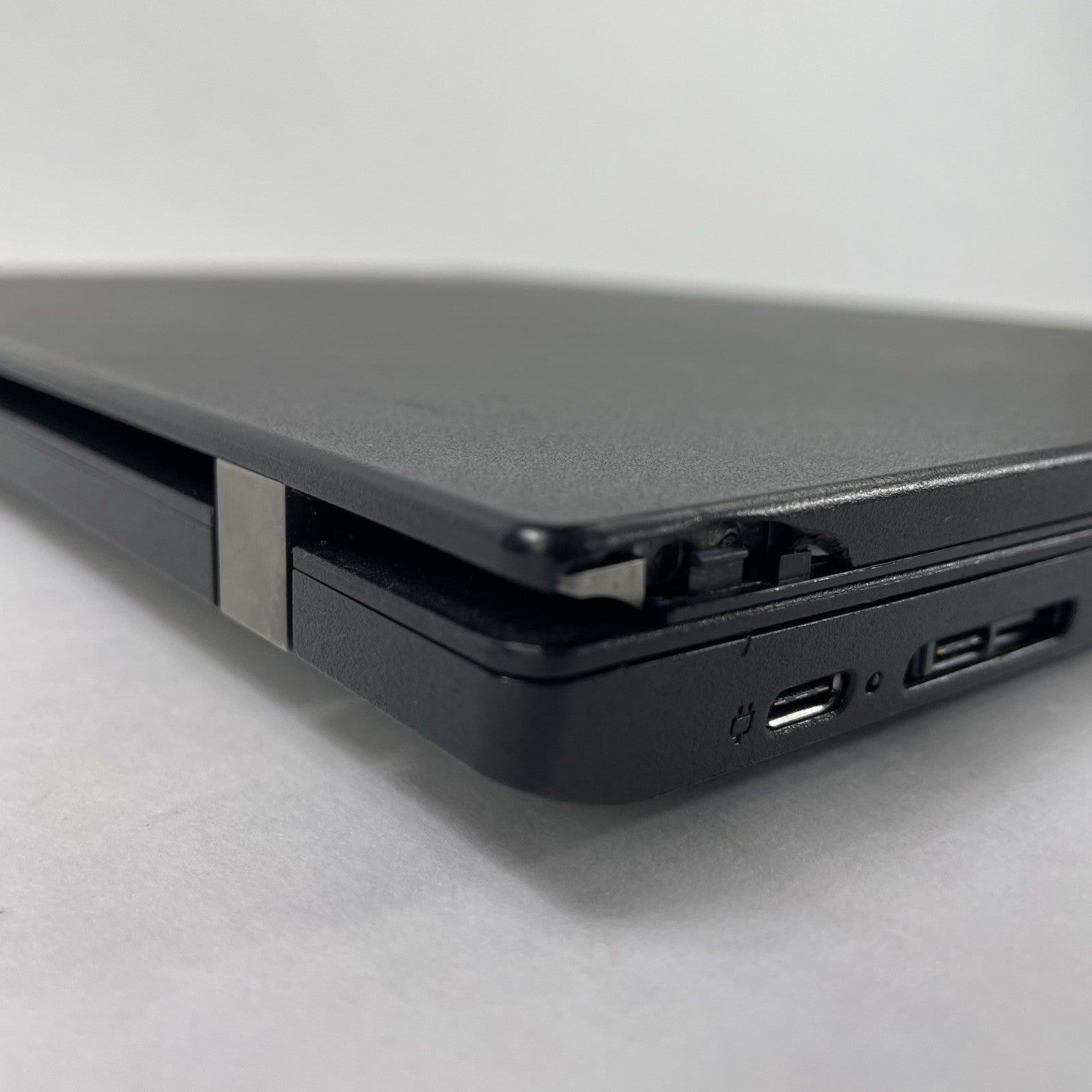 Lenovo ThinkPad L490 14" i5-8250U 1.60 GHz 8 GB RAM No SSD/OS -  Bad Corner9
