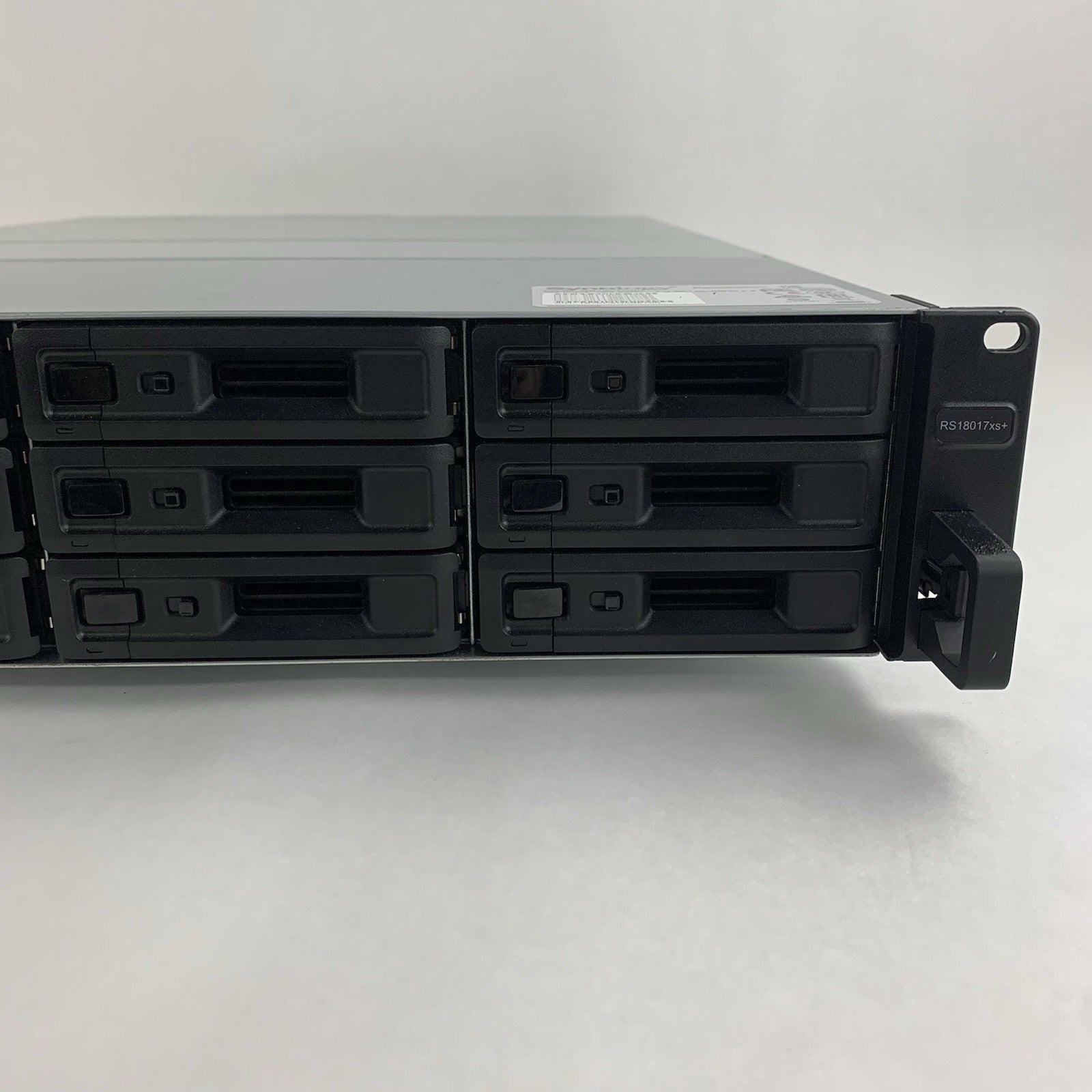 Synology RS18017XS+ RackStation 12-Bay 1x D-1531 2.2 GHz 16 GB Ram No OS No HDD3