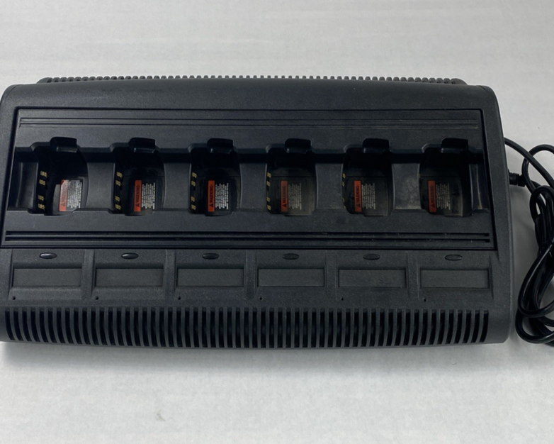 Motorola WPLN4197A Impres 6-Unit Adaptive Charger with Power Cord