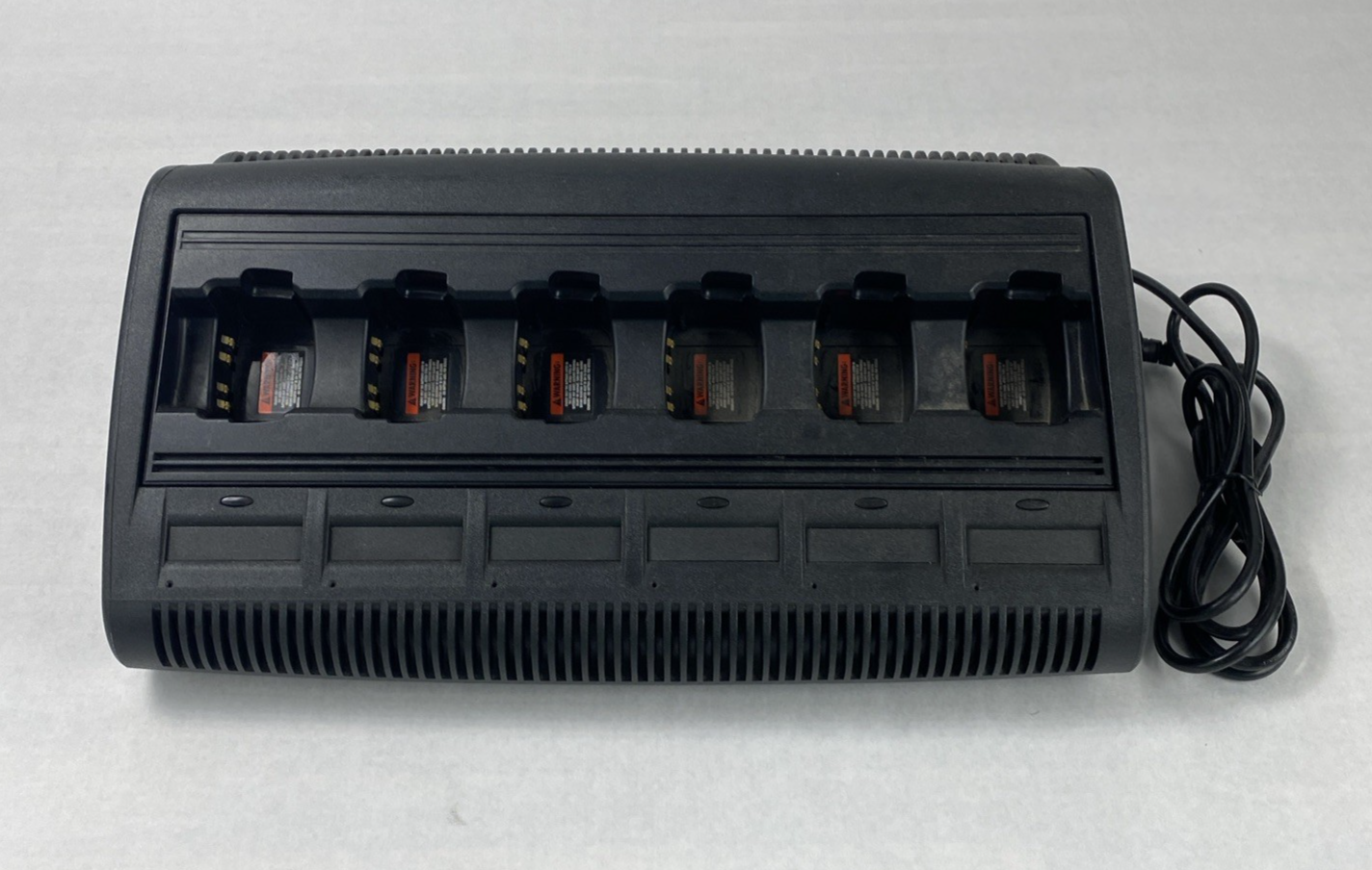Motorola WPLN4197A Impres 6-Unit Adaptive Charger with Power Cord