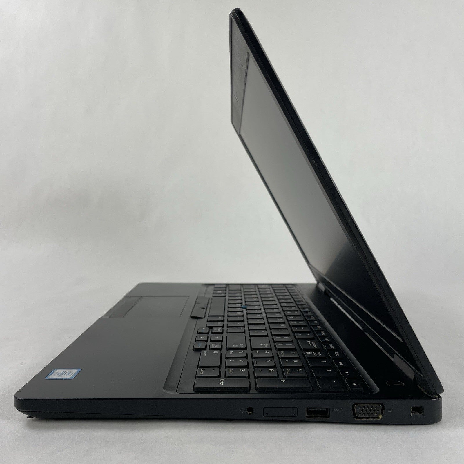 Dell Latitude 5580 15.6" i5-7300U 2.60 GHz 8 GB RAM No SSD/OS8
