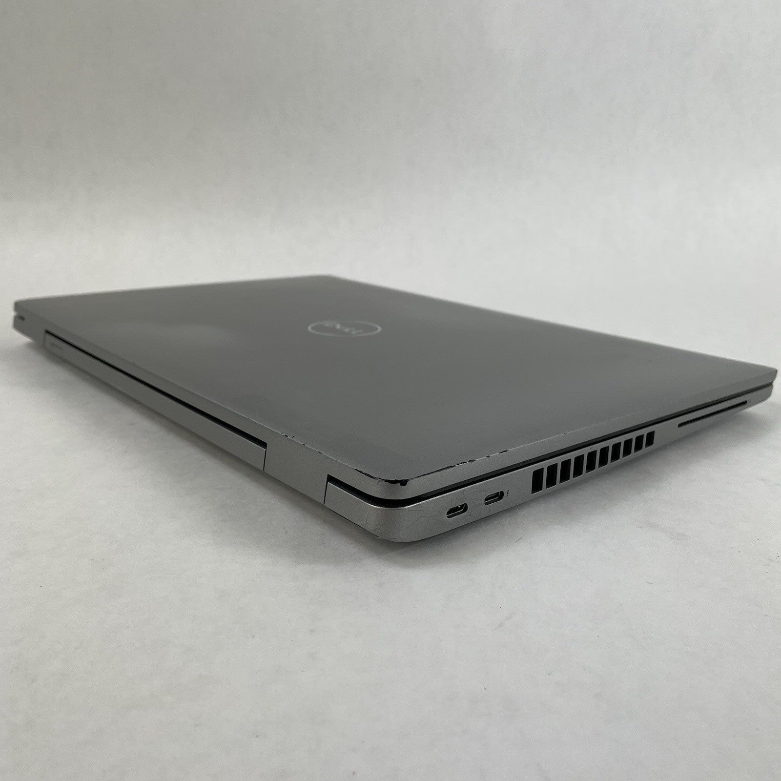 Dell Latitude 5530 15.6" i5-1245U 3.96 GHz 16 GB RAM No SSD/OS/AC - Bad Edge14