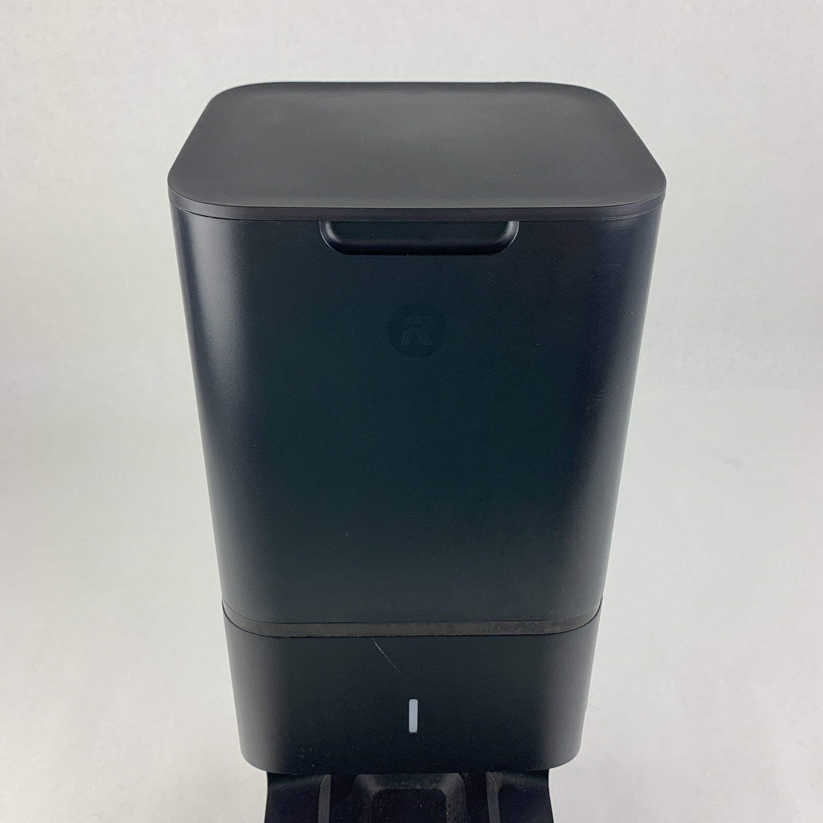iRobot ADE-N1 Clean Base Automatic Dirt Disposal Tested No Disposable Bag