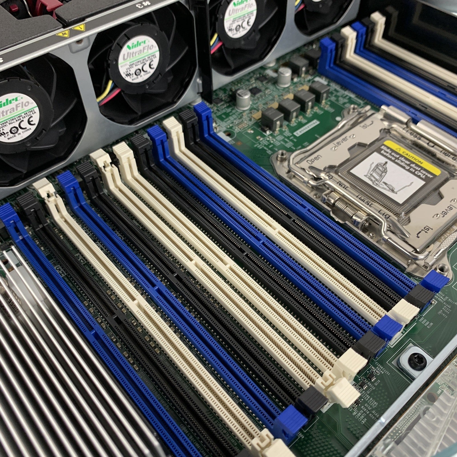 HP ProLiant DL380 Gen9 Server Xeon E5-2640V3 2.6 GHz 16 GB Ram No OS No HDD