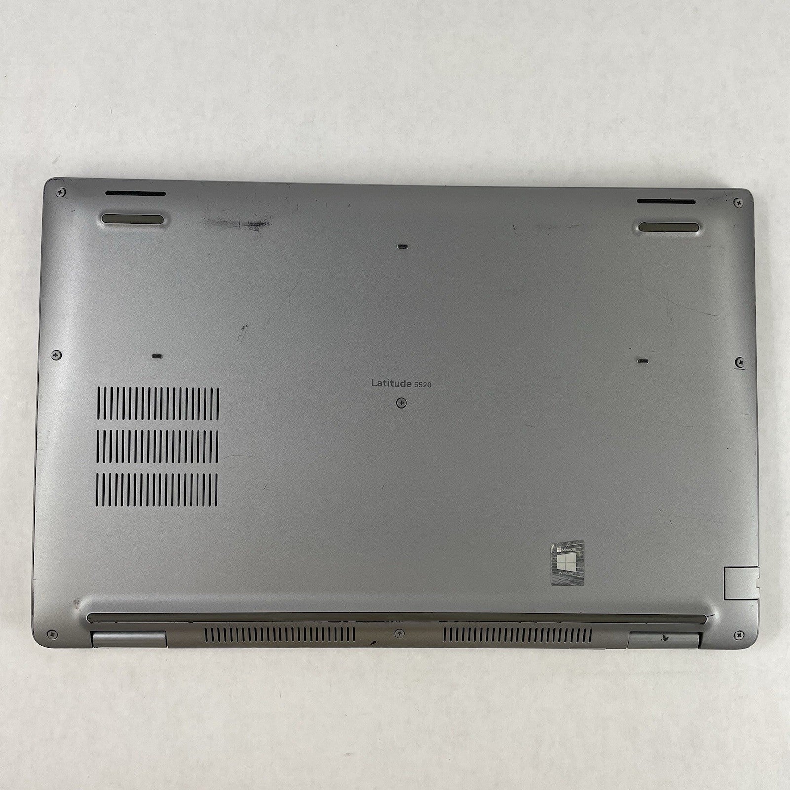 Dell Latitude 5520 15.6" i5-1135G7 2.40 GHz 8 GB RAM No SSD/OS/AC/Batt - READ16