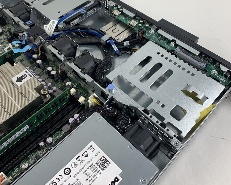 Dell Poweredge OEMR XL R210 Server 1xPentium G6950 2.8 GHz 1 GB Ram No OS No HDD