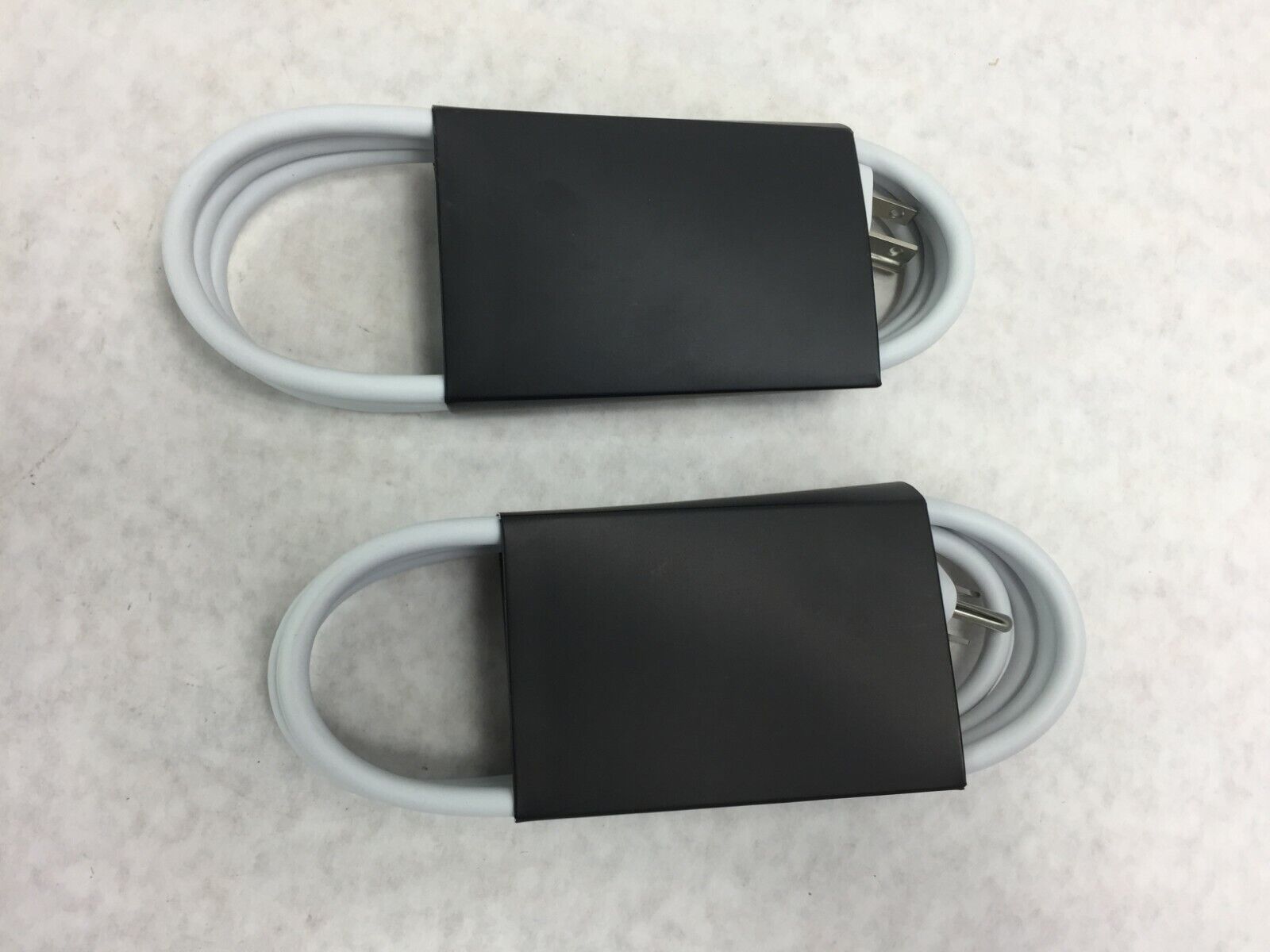 Lot of 2  OEM Apple (Longwell)  E344535  LS-7A  2.5A 125V  6Ft  AC Power Cord