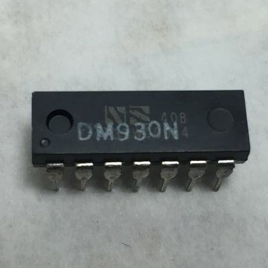 (6) DM930N Integrated Circuits  Lot of 6