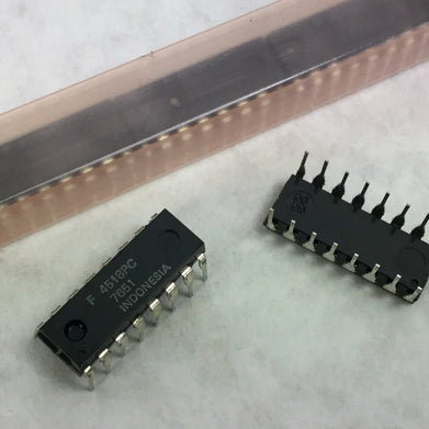 Genuine Fairchild 4518PC Integrated Circuit  16 Pin  Lot of 21