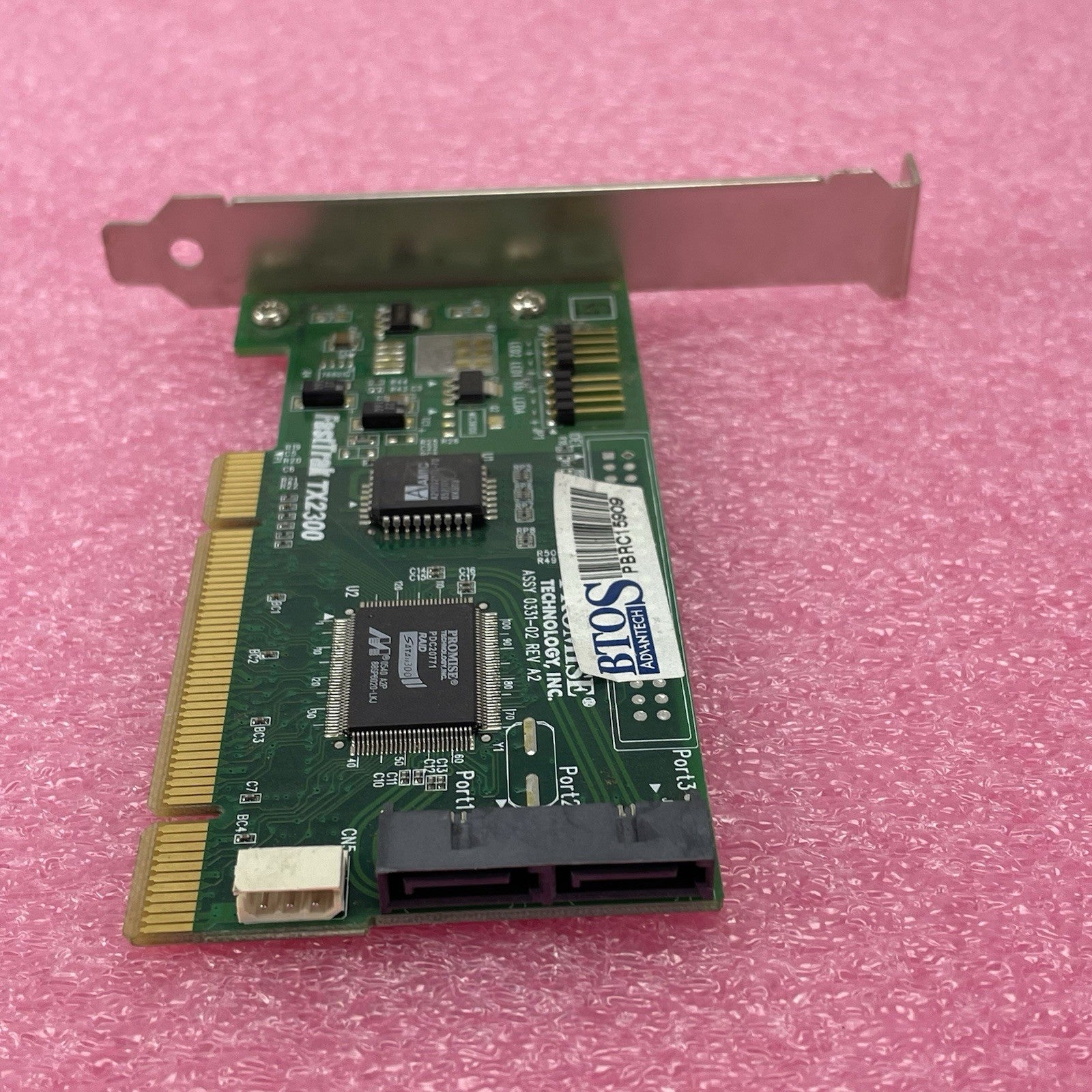 Promise Technology  FastTrack TX2300 Raid Controller3