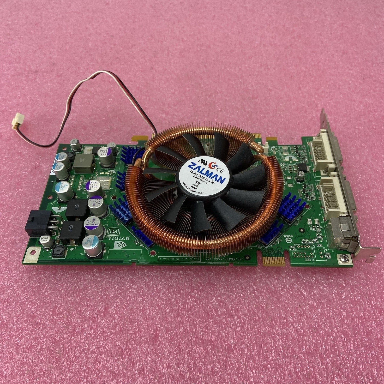 EVGA GeForce 7900GT 256-P2-N563-AX 256MB PCI-E Graphics Card2