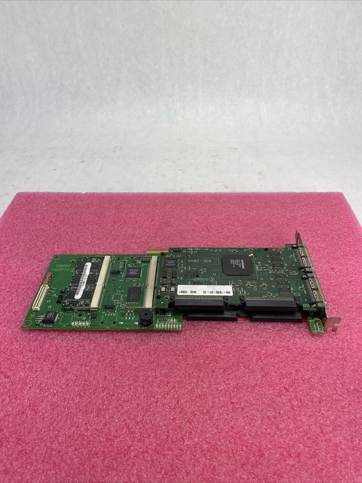 ADAPTEC 3000s HA-1290-02-2B SCSI RAID ASE-200S