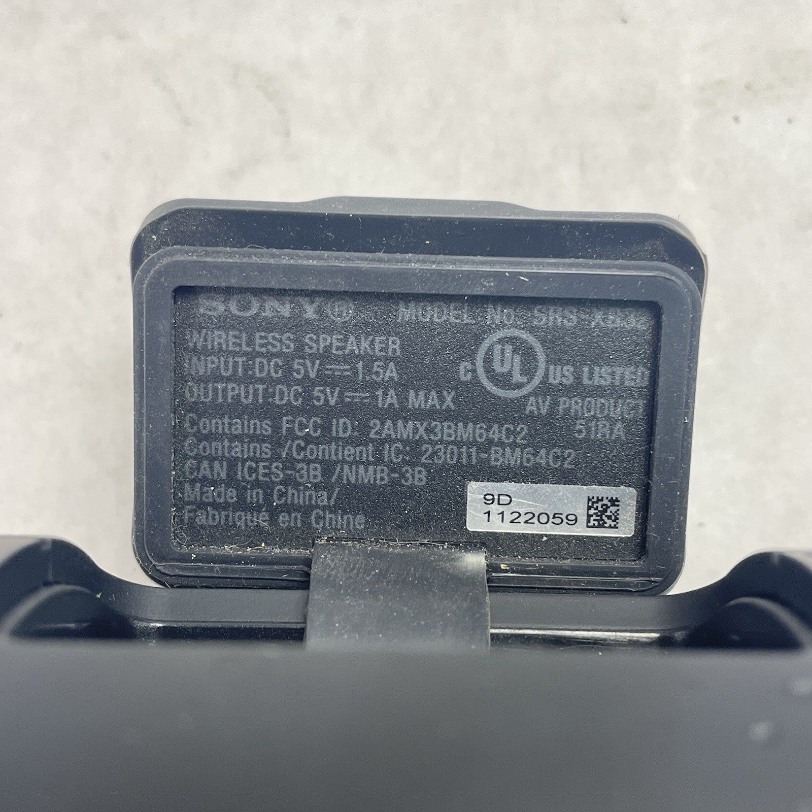 Sony SRS-XB32 Tested No Charging Cable6