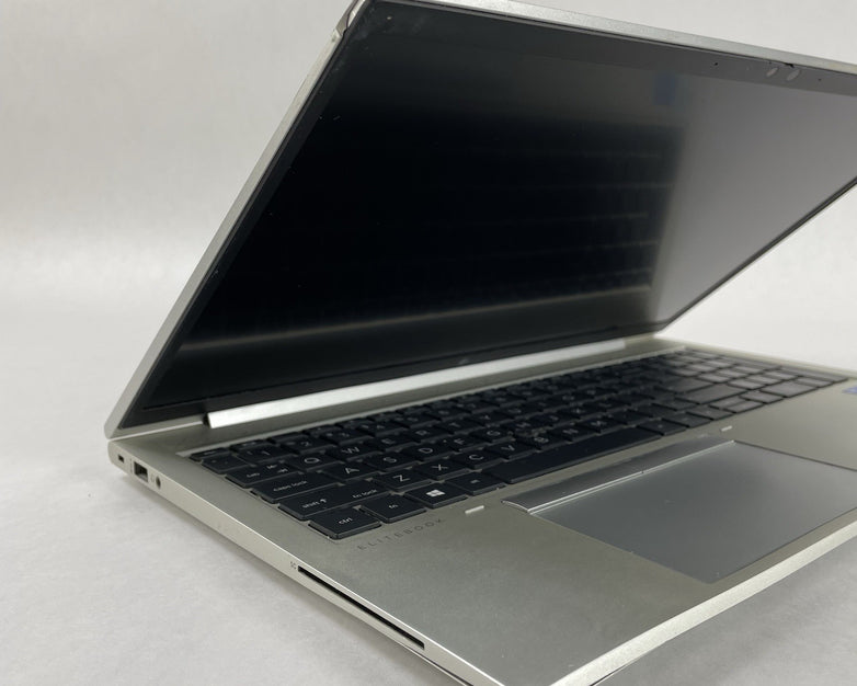 HP EliteBook 850 G8 15.6" i5-1145G7 2.60 GHz 8 GB RAM No SSD/OS/AC - Corner