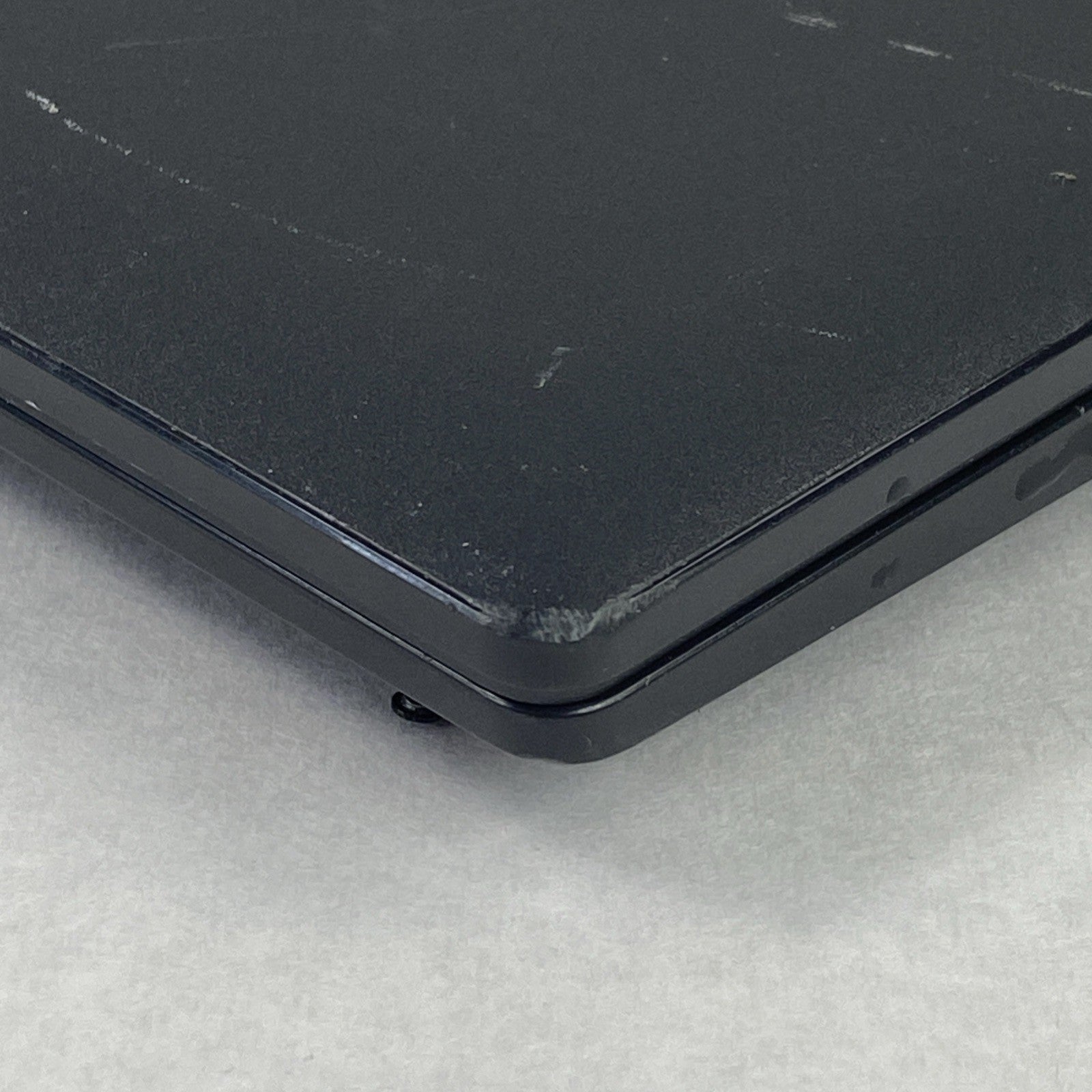 Dell Latitude 3520 Intel Core i5-1135G7 2.40 GHz 16 GB RAM 15.6" No SSD No OS