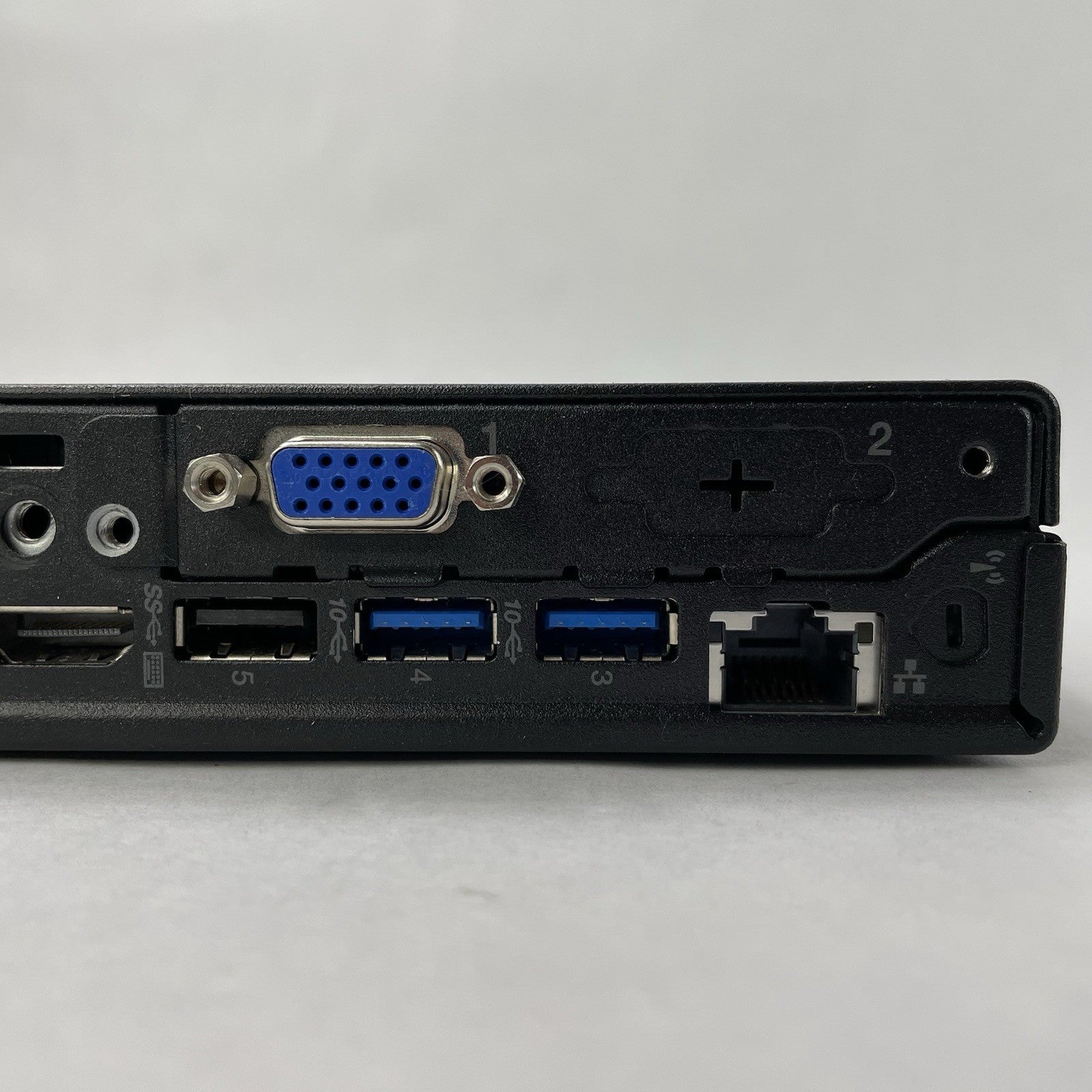 Lenovo ThinkCentre M720Q Micro Intel i5-8500T 2.10 GHz 8 GB RAM No HDD/OS/AC8