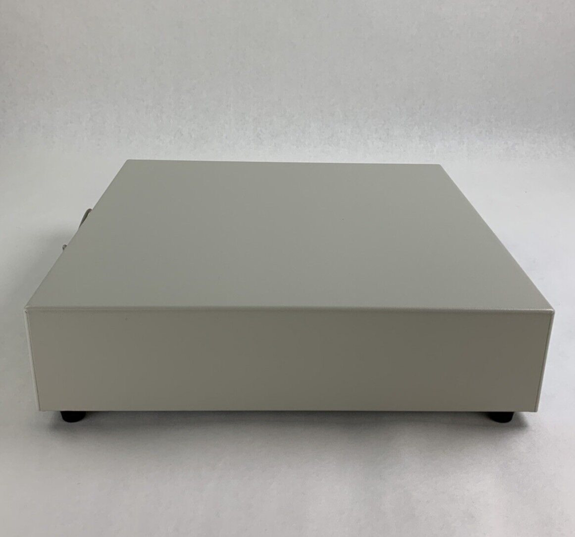 M-S Cash Drawer CF-MEDIA-WHITE  Corporation Electronic Cash Drawer No #010 Key
