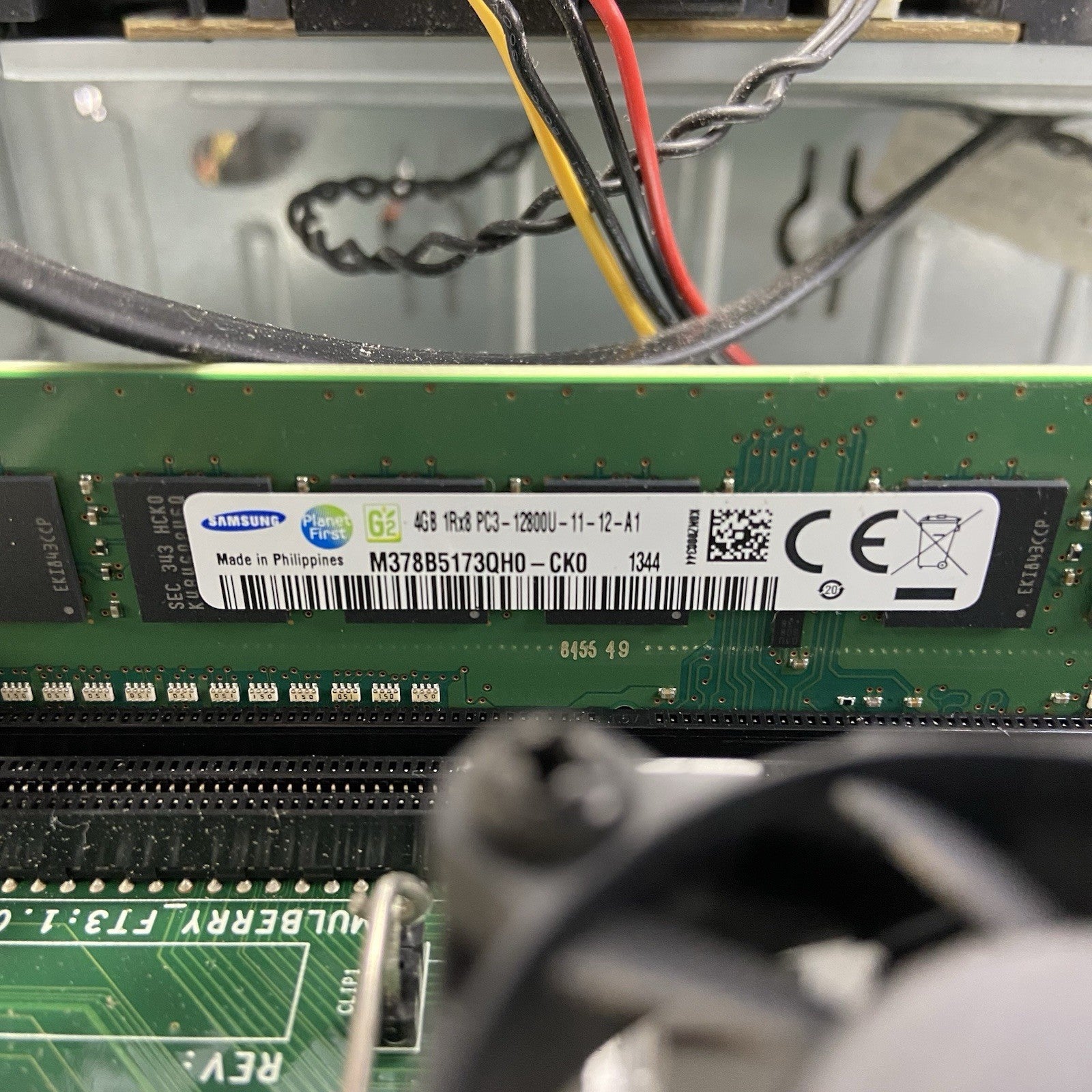 HP Pavilion 400-224 SFF AMD A4-5000 1.5GHz 4GB RAM No HDDOSAC12