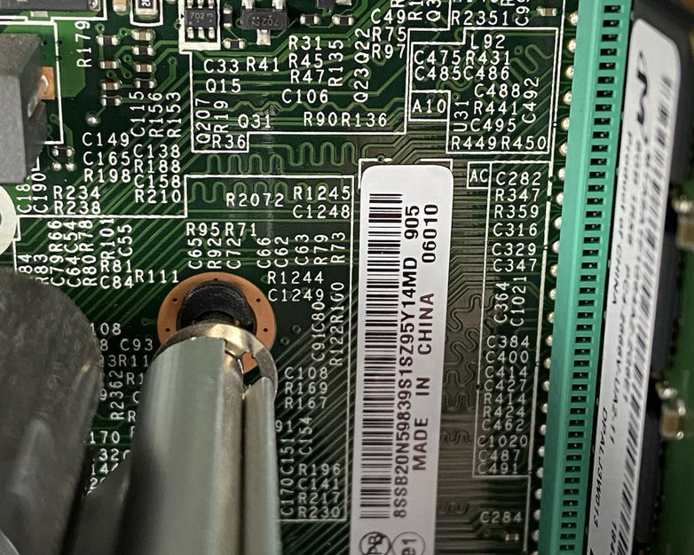 Lenovo ThinkStaion P330 SFF Intel Core i5-8500 3GHz 8GB RAM No HDD No OS