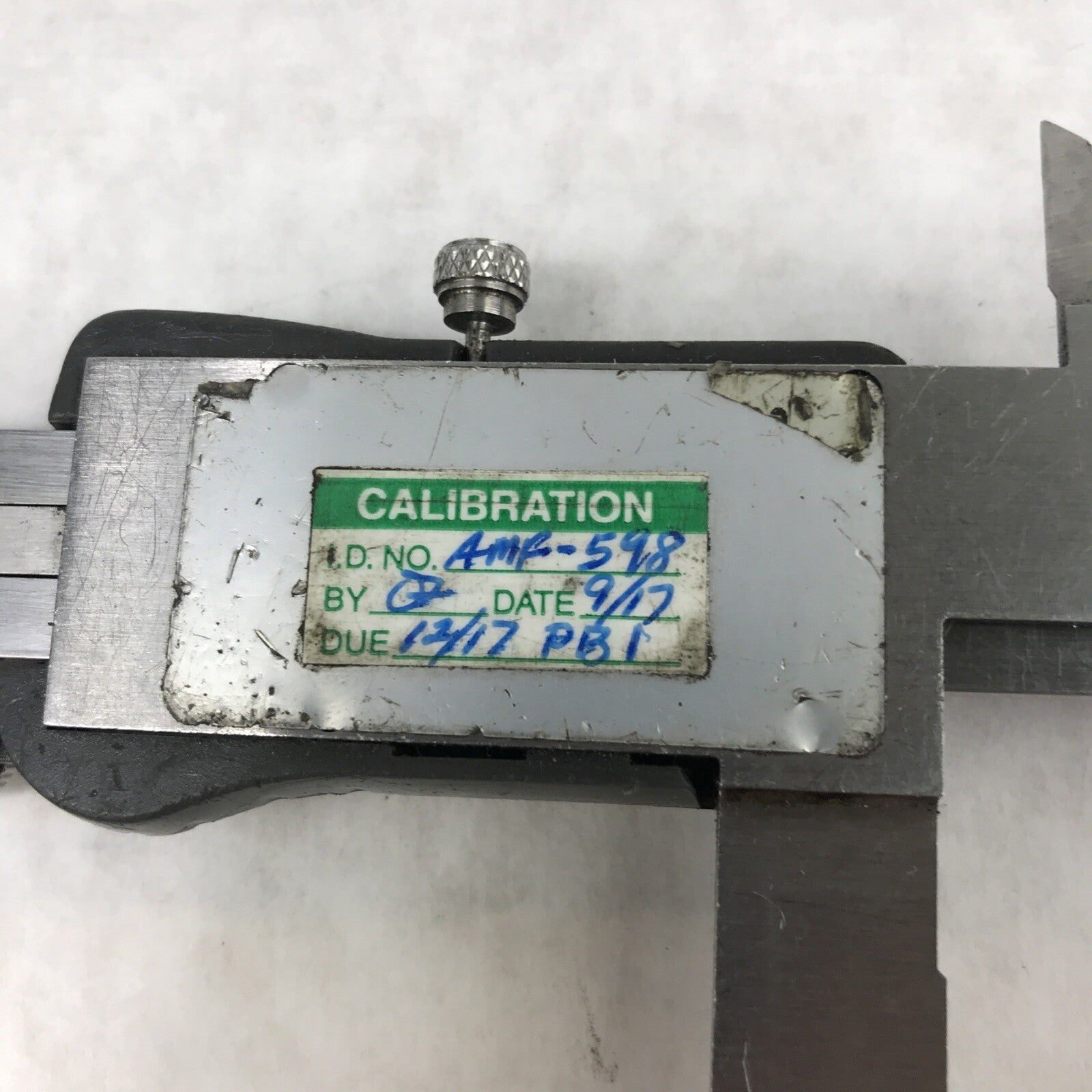 Starrett 799A-12/300 Electronic Caliper Micrometer 67621 - Missing Battery Cover