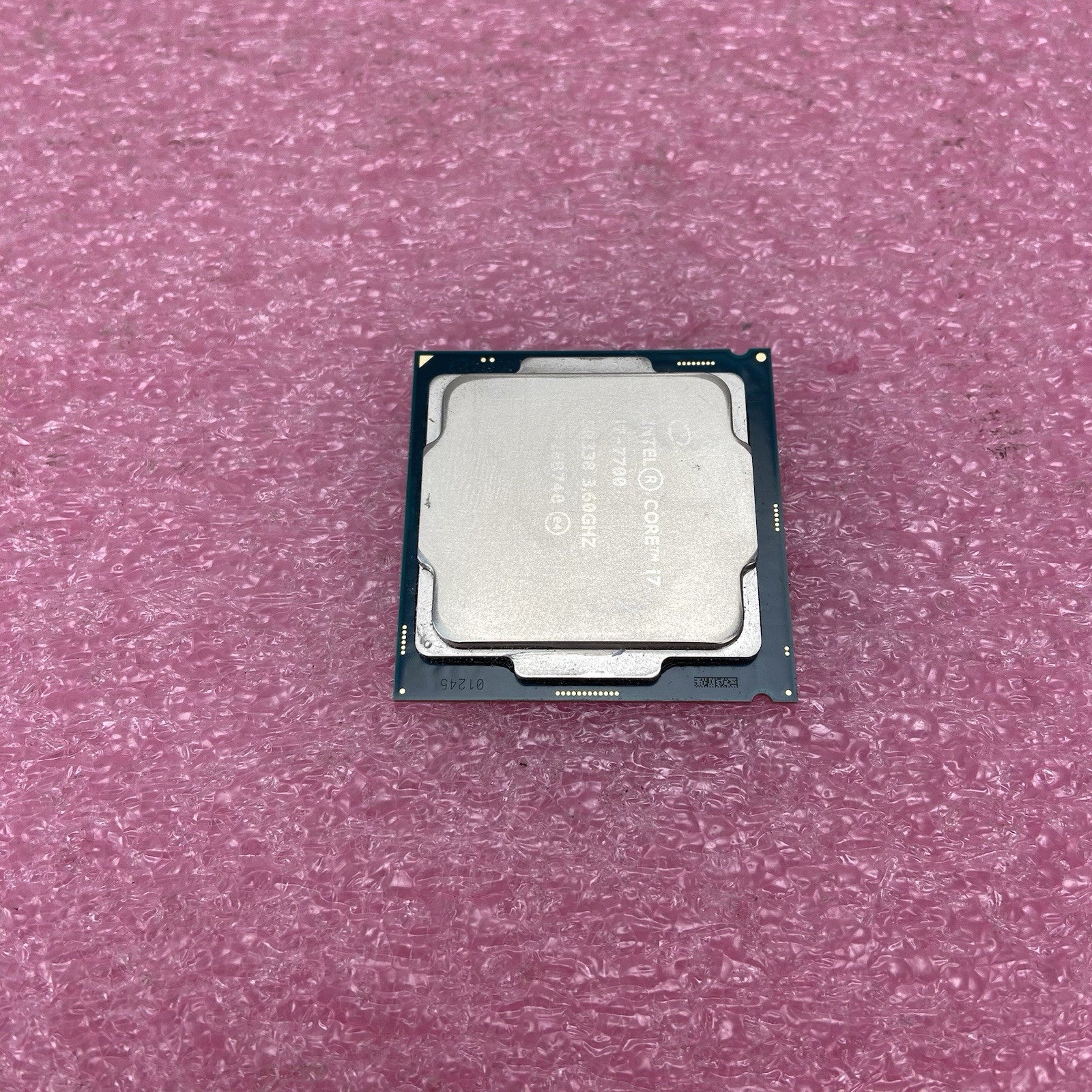 Intel Core i7-7700 SR338 3.6GHz SR338 Desktop CPU2