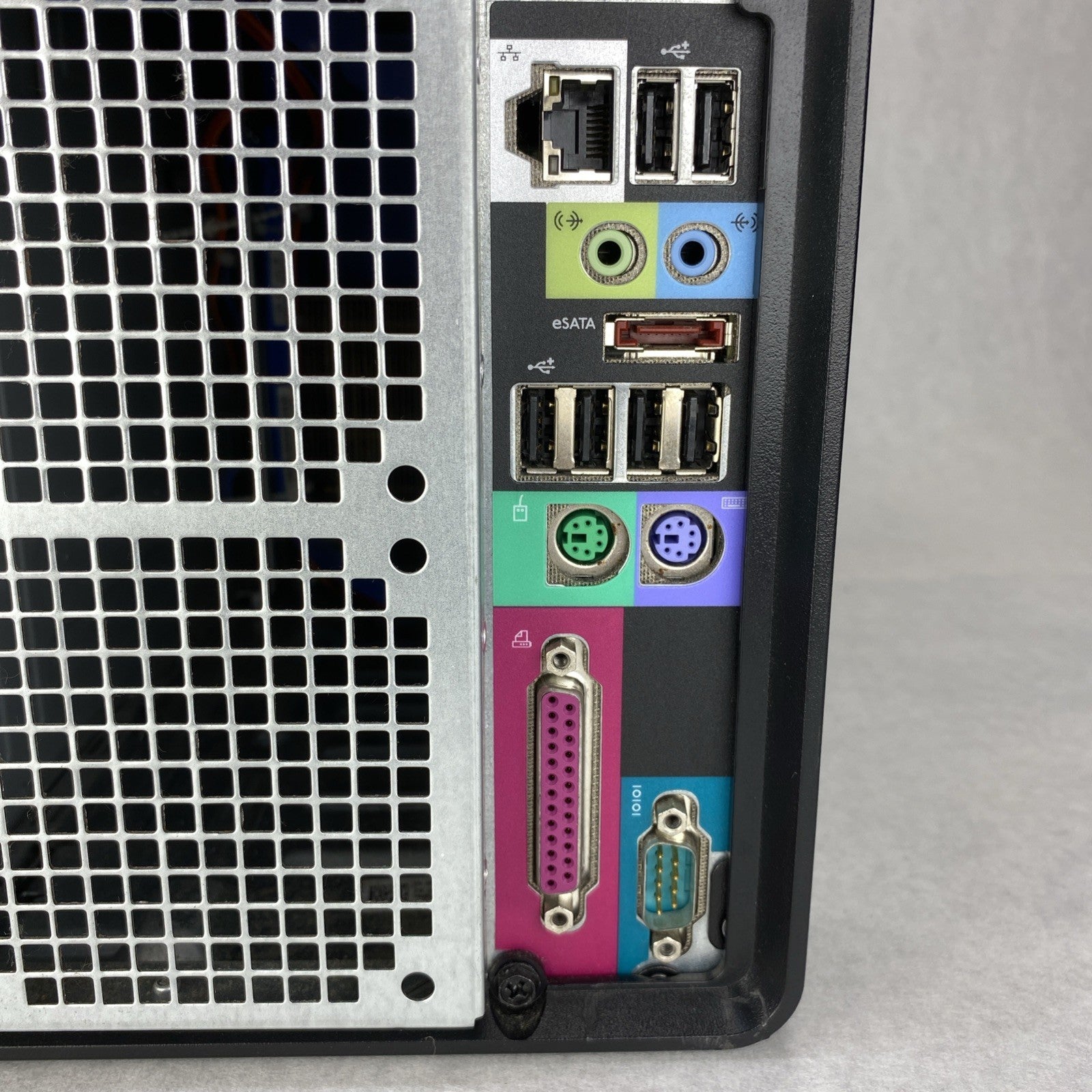 Dell Precision T3500 MT Intel Xeon W3530 2.80GHz 6GB RAM Quadro 4000 No HDD OS