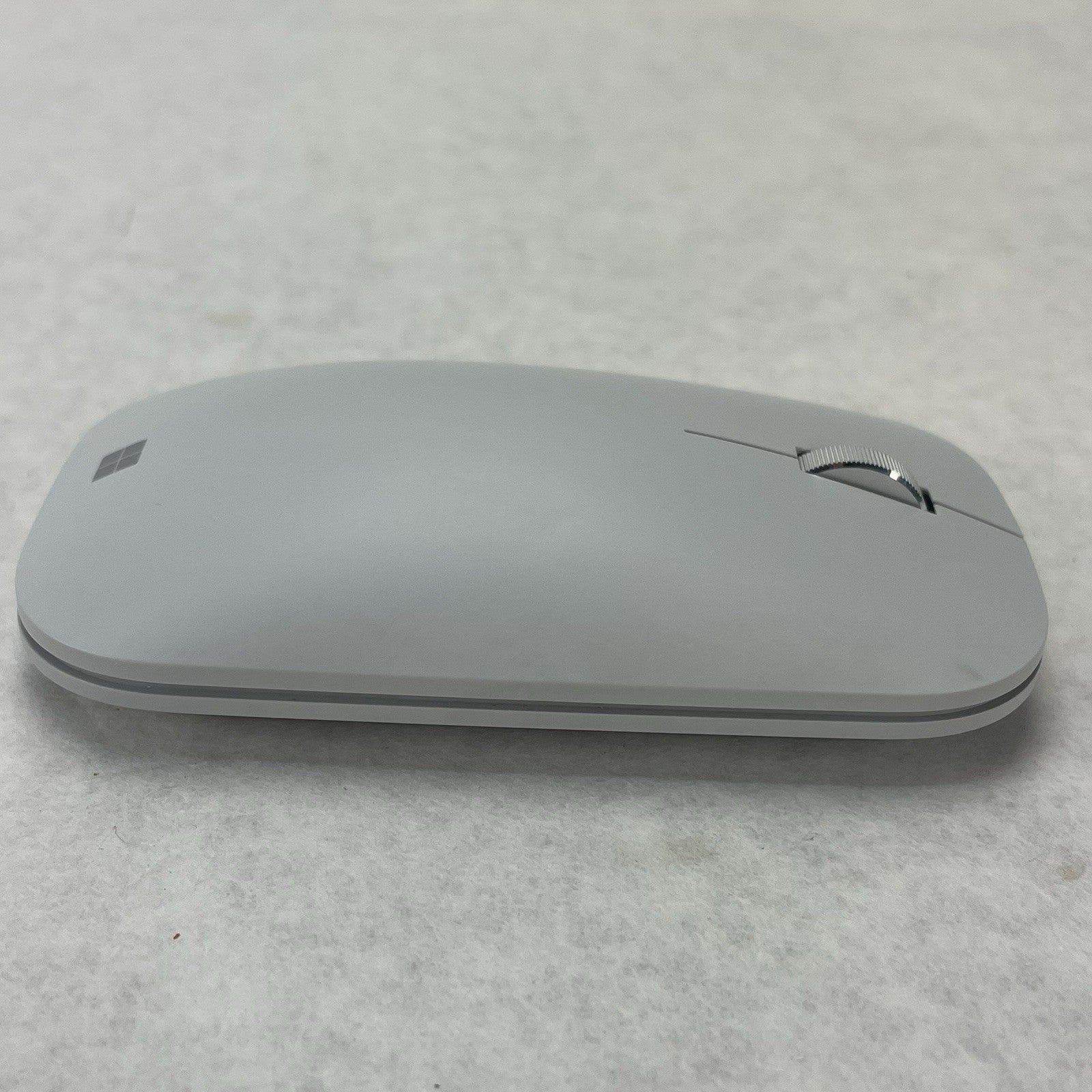 Microsoft 1679 Surface Modern Mobile Mouse Tested White3