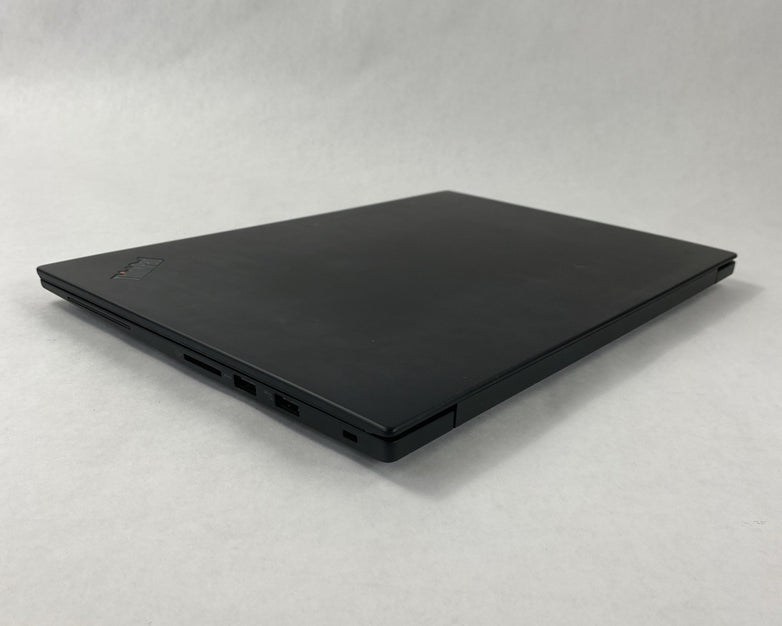 Lenovo ThinkPad P1 15.6" Touch Xeon E 2176M 2.70 GHz 16 GB RAM No HDD No OS