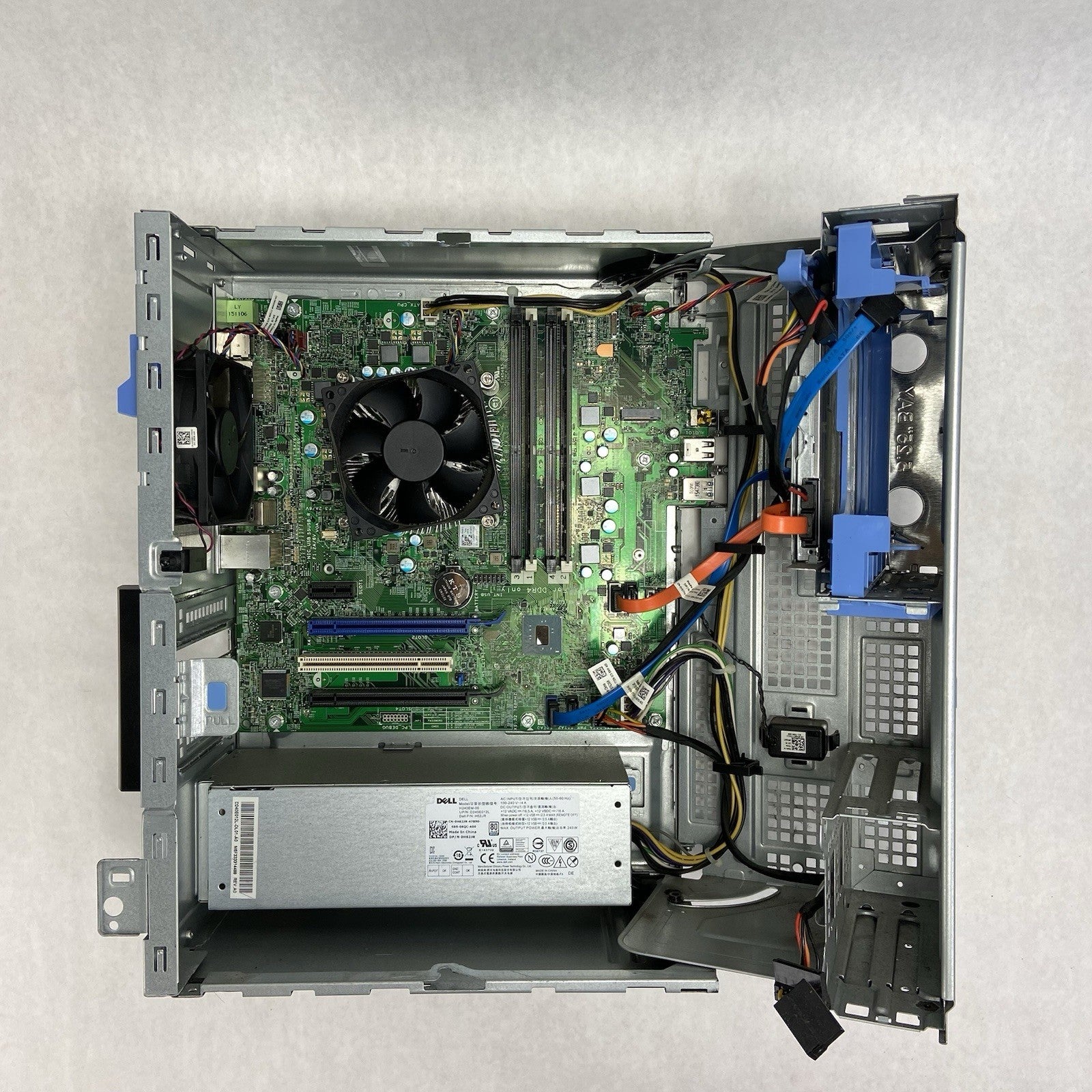 Dell Optiplex 7040 MT Intel Core i7-6700 3.4GHz 8GB RAM No HDD No OS9