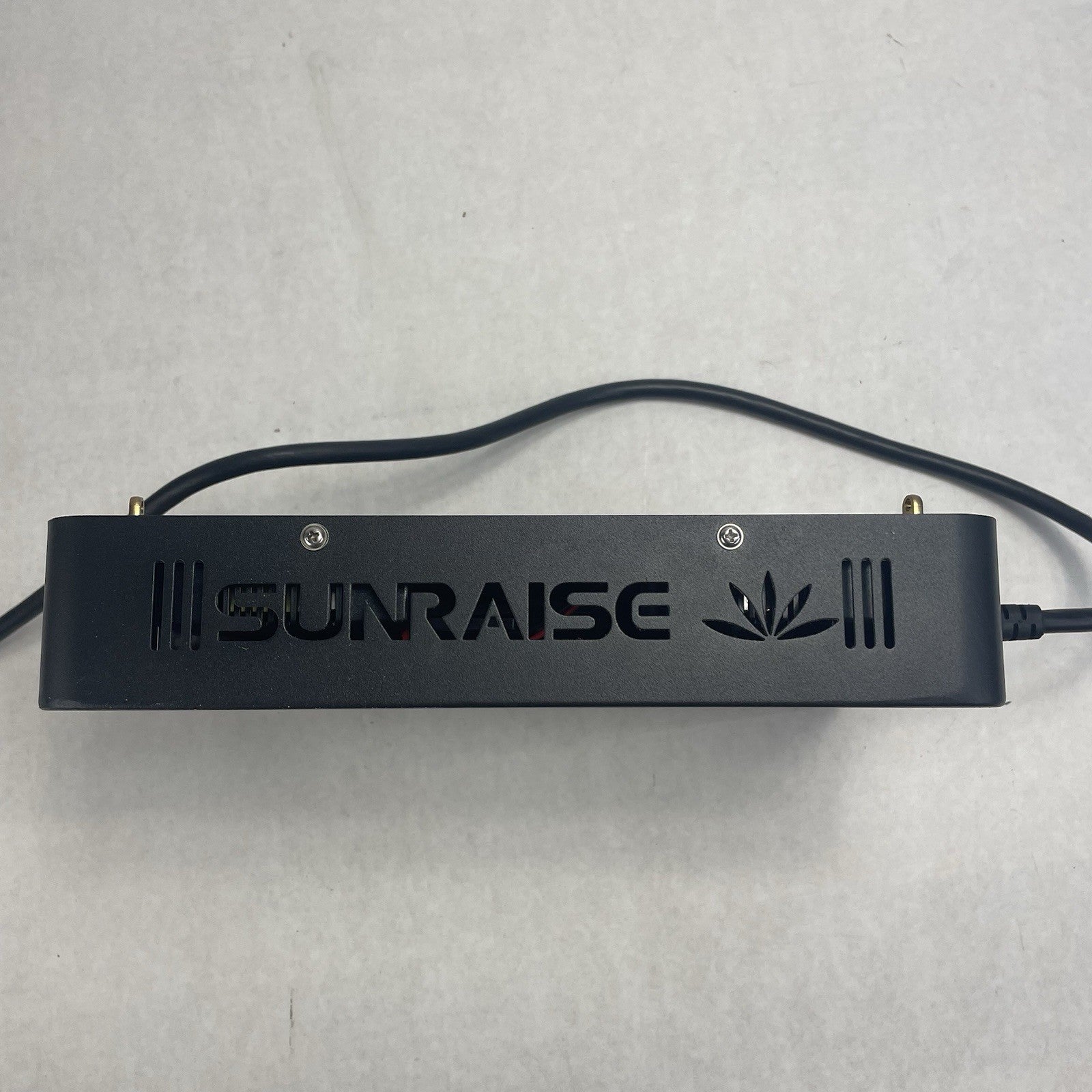 Sunraise 1000W LED Grow Light4