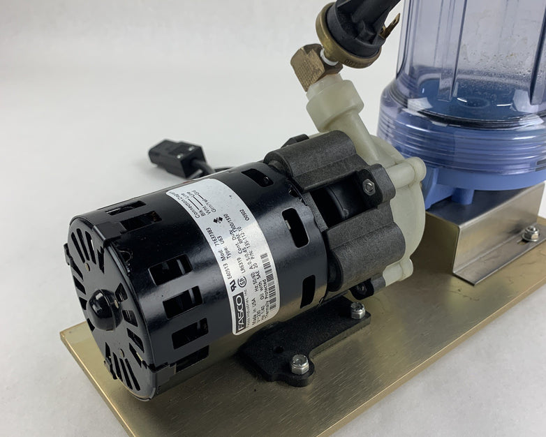 March MFG MDXT Centrifugal Magnetic Pump 1300/1550 RPM 50/60Hz SAE w/ Vessel