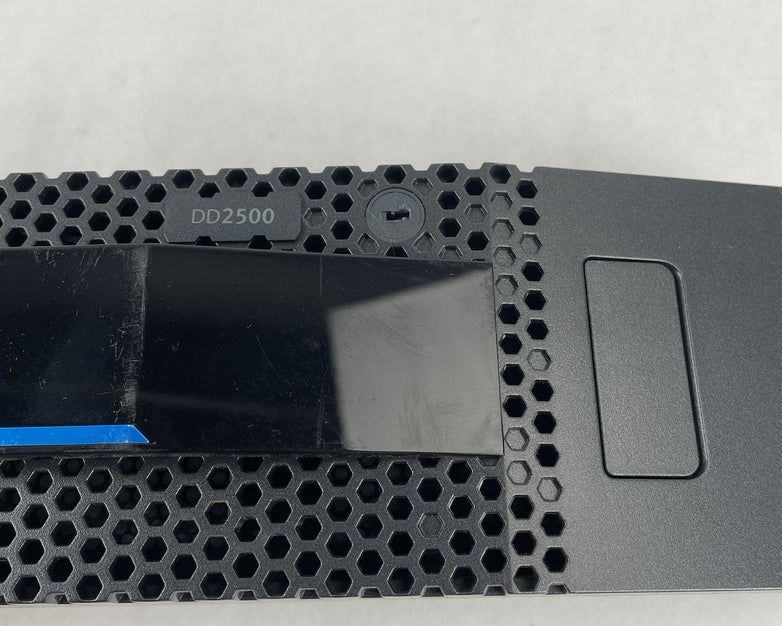 EMC Data Domain DD2500 100-564-598 Server Front Bezel Cover WITHOUT KEYS