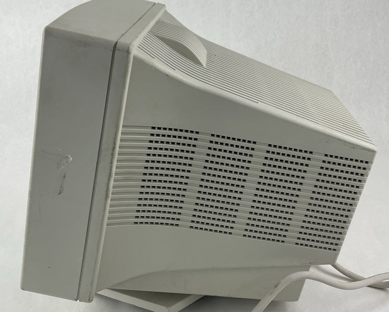 Dell Trinitron UltraScan D1526TX-HS 15" PC CRT Gaming Monitor No Power Cord