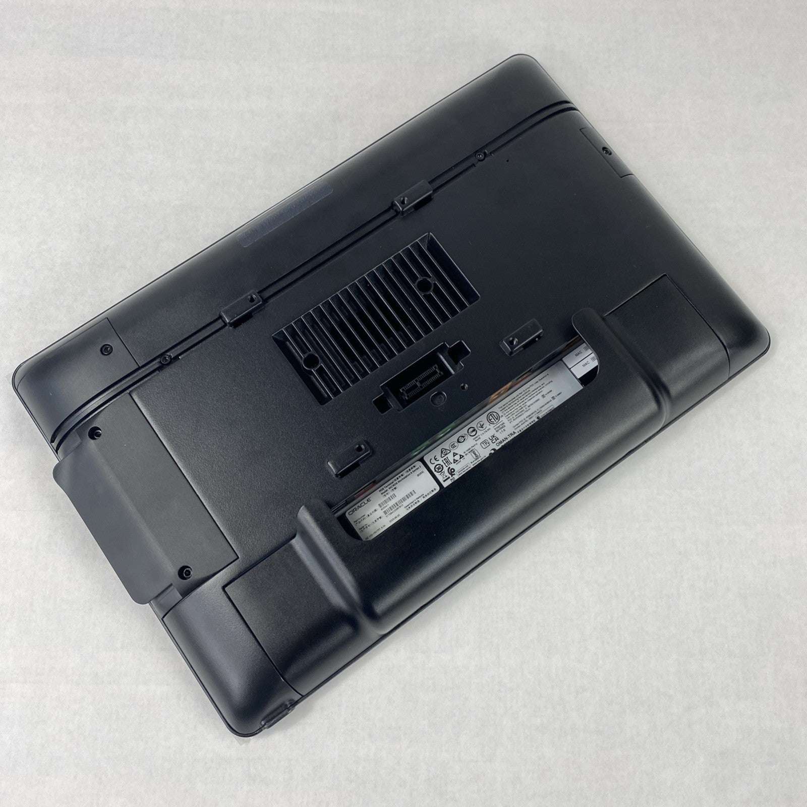 Oracle Micros Workstation 6 Series 2 Celeron 4305UE 2.0 GHz 8GB No SSD w/ Stand