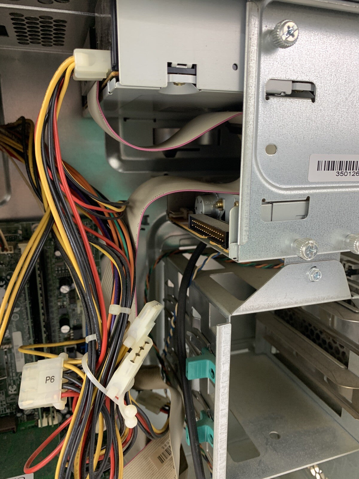 Gateway E-3600 MT Intel Pentium 4 1.6 GHz 680 MB RAM No HDD No OS