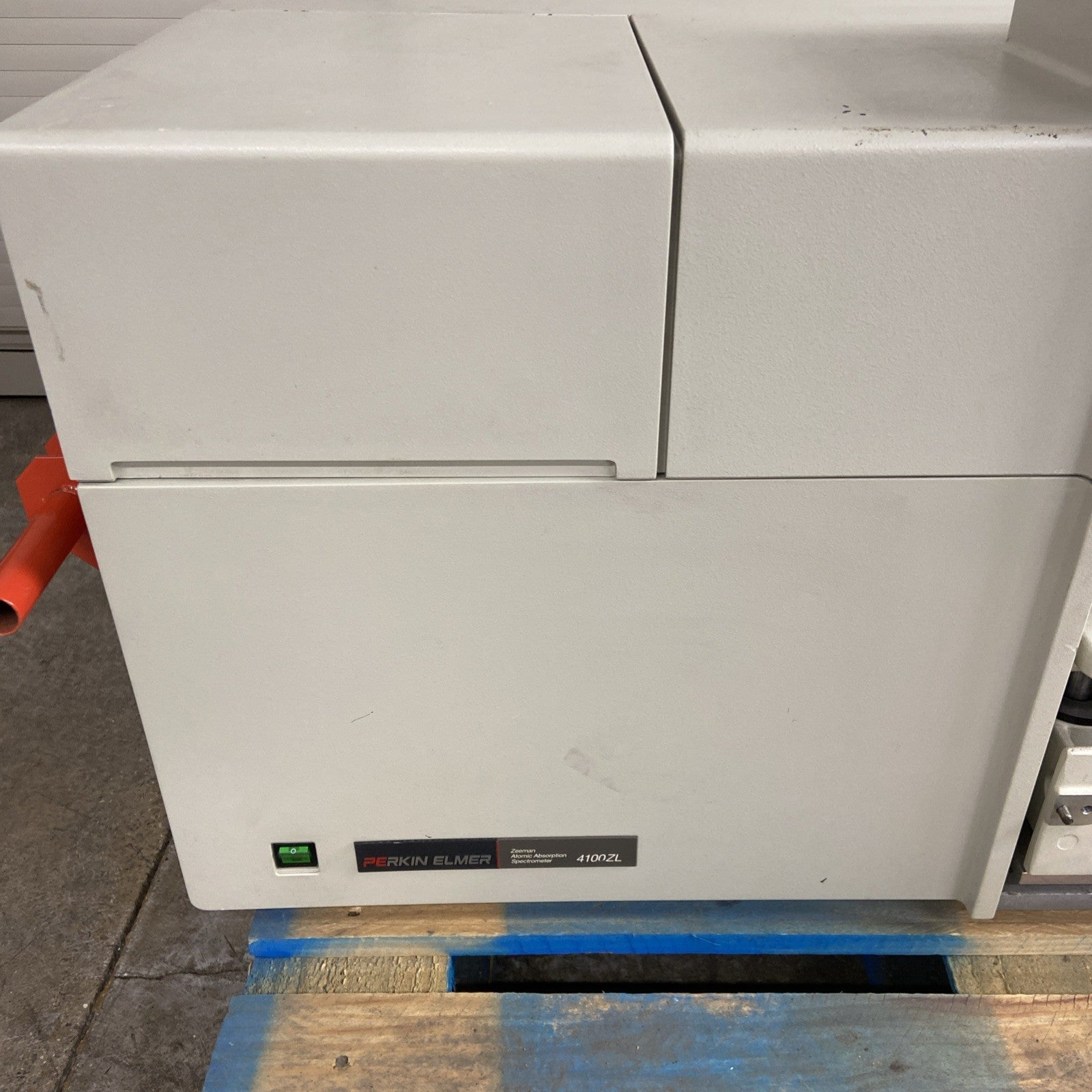 Perkin Elmer Zeeman Atomic Absorption Spectrometer Model 4100ZL