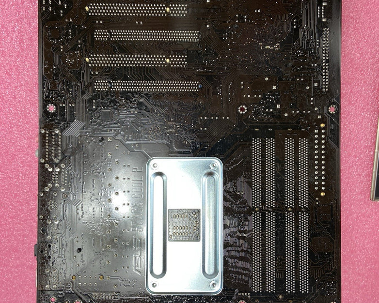 ASUS M3A34-MVP Deluxe Motherboard AMD Phenom 9550 Quad Core 2.2GHz 8GB RAM