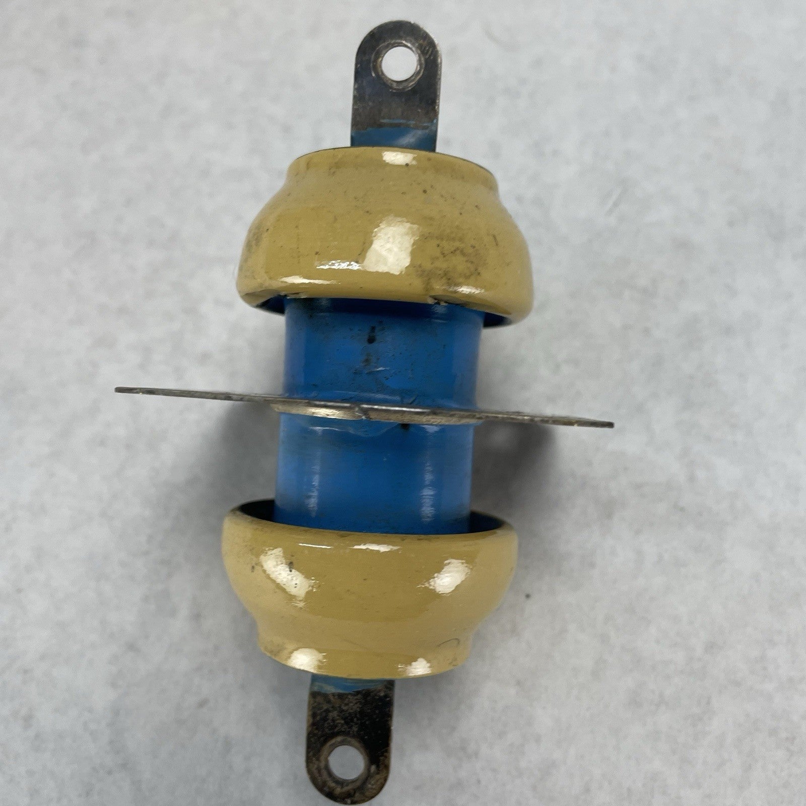 DS 030070 RF Power Feed-Through Capacitor