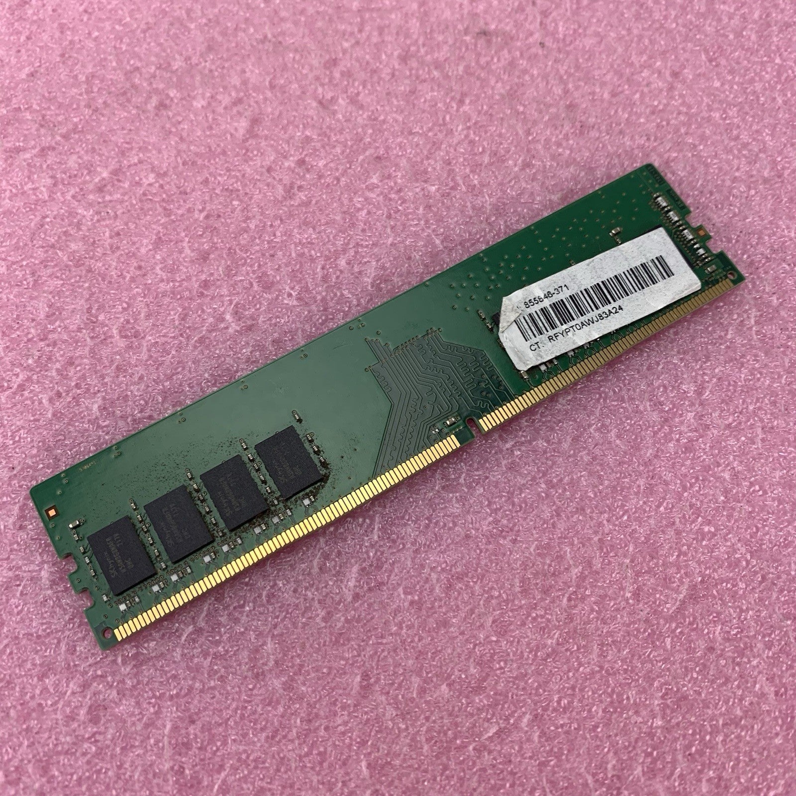 SK Hynix HMA81GU6AFR8N-UH 8 GB DDR4 PC4-2400T 1Rx8 Server Memory Ram4