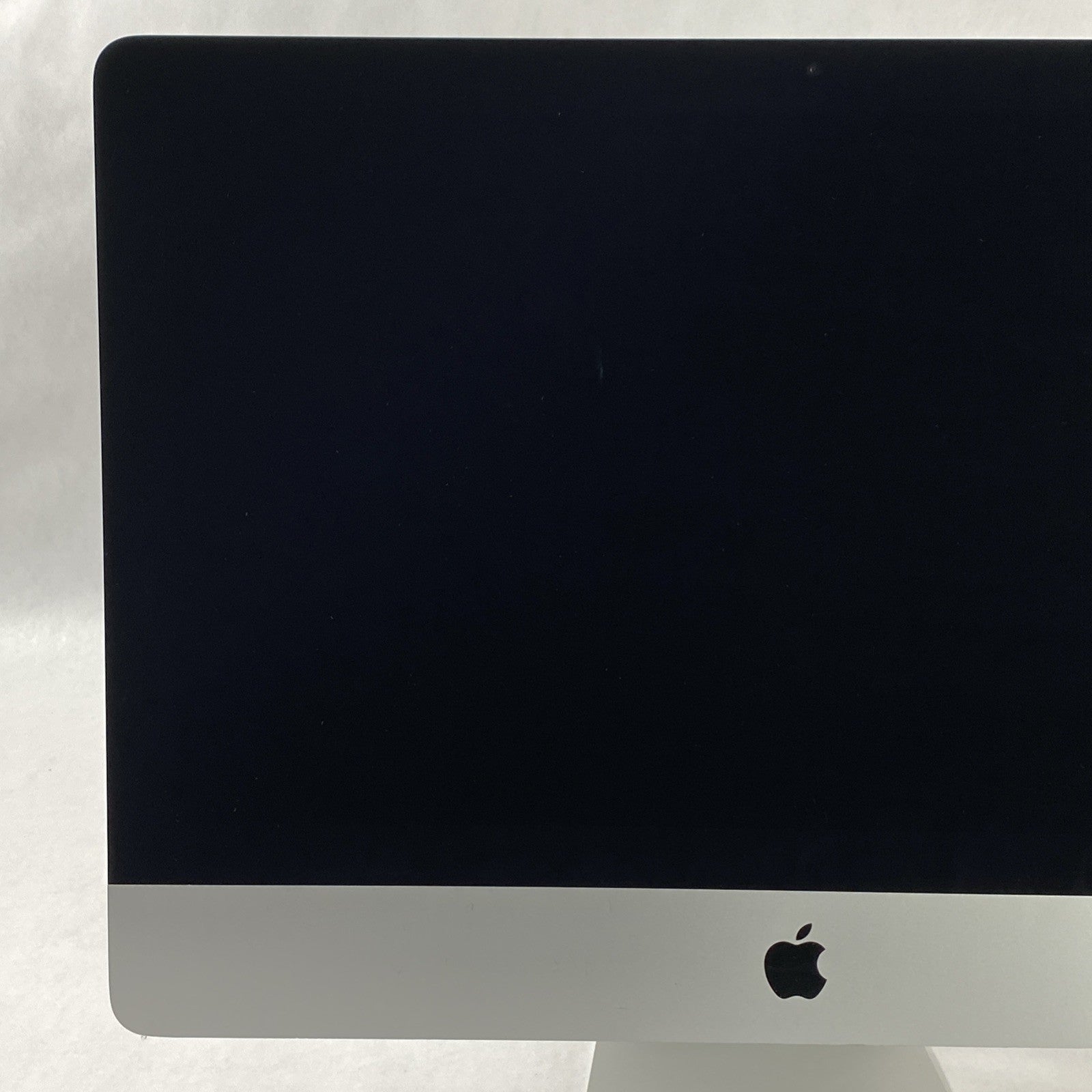 Apple A1418 iMac 21.5" 2014 1.4 GHz i5 8 GB RAM 500GB HDD macOS 11.7.1
