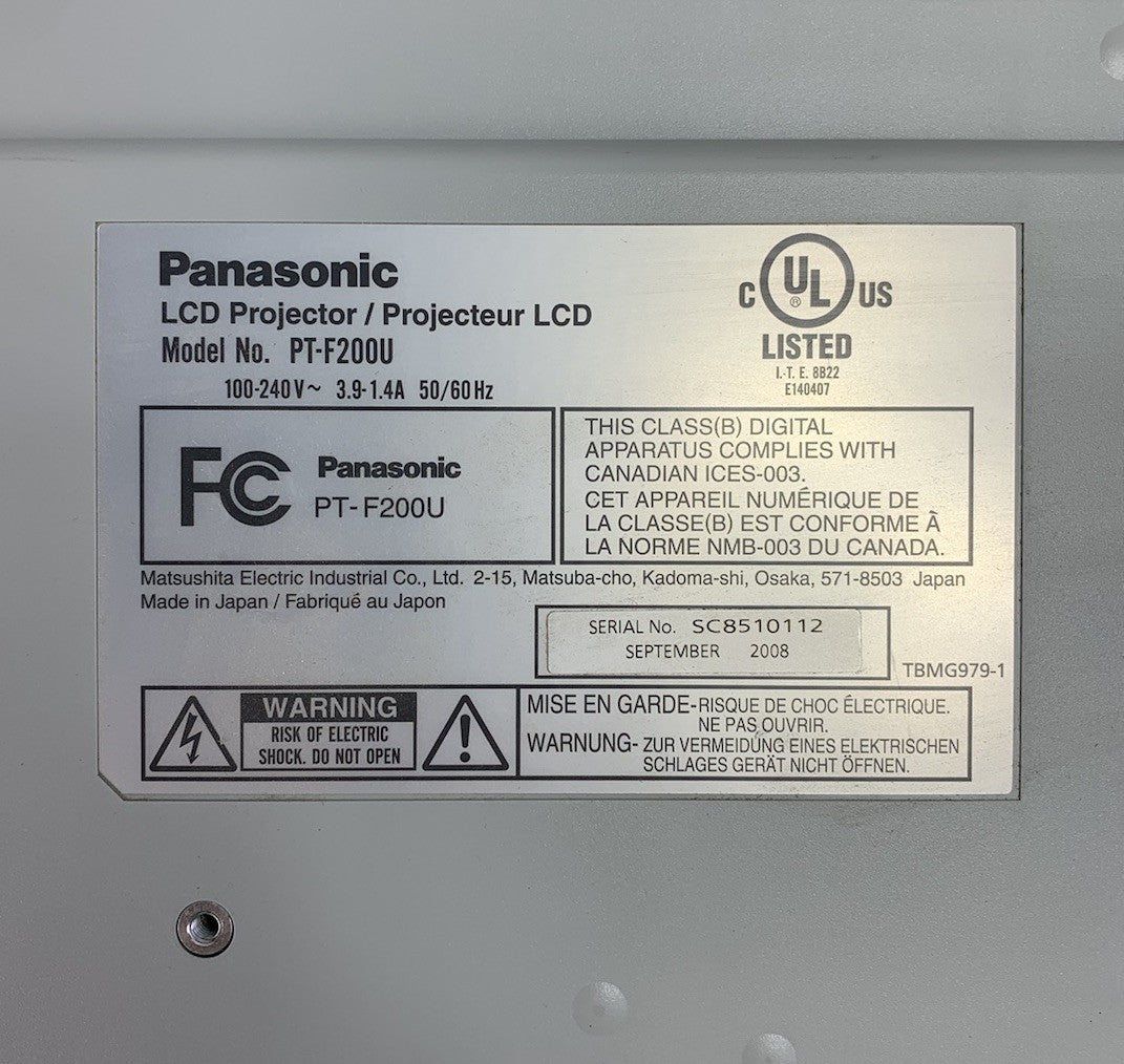 Panasonic PT-F200U LCD Projector No Remote 1831 Lamp Hours