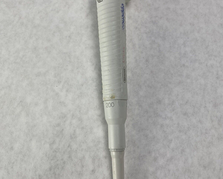Eppendorf Reference Adjustable Volume Single Channel Pipette 50-200 uL