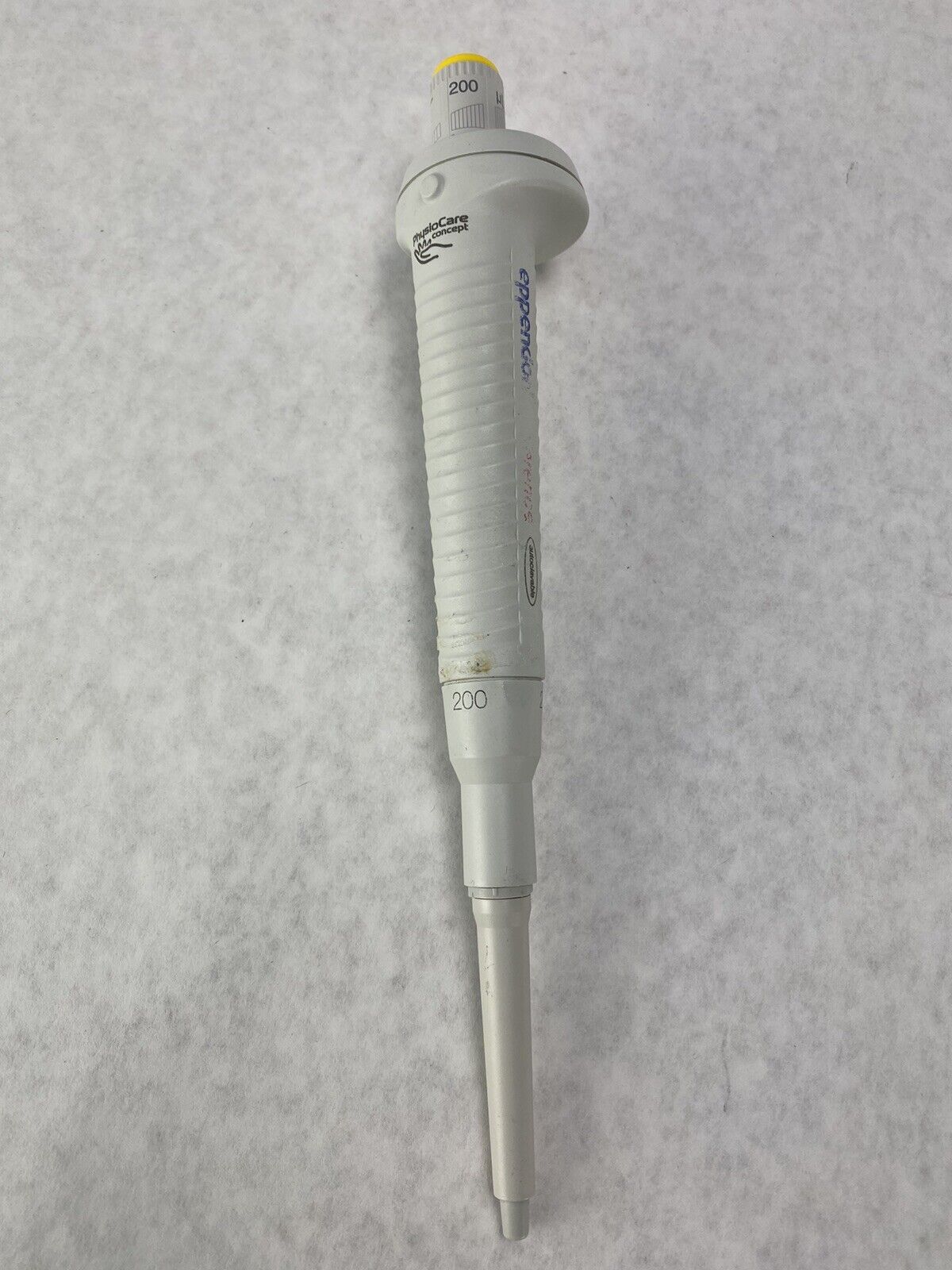 Eppendorf Reference Adjustable Volume Single Channel Pipette 50-200 uL